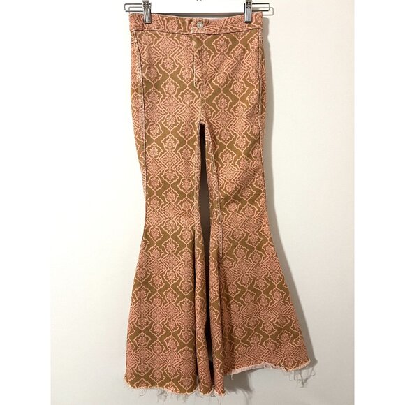 Free People Pink Throw It Back Reversible Flare Jeans Size 24 - Picture 2 of 9
